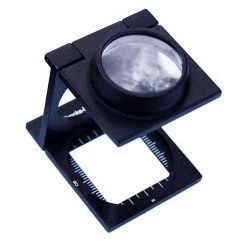 Kelly Sports International Folding Magnifier X10 Activities